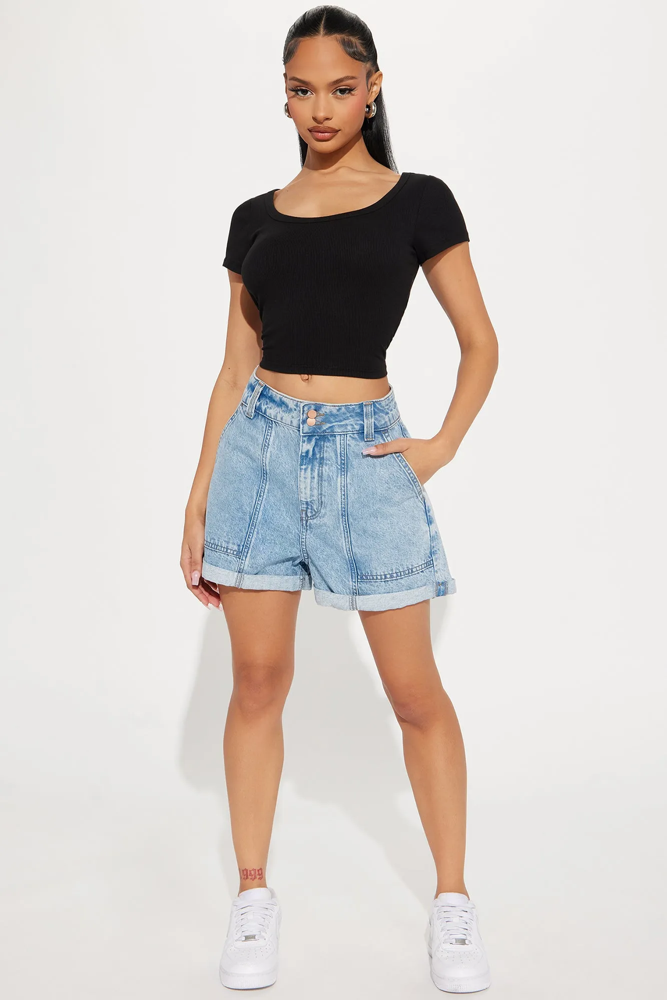 Amelia Scoop Neck Top - Black