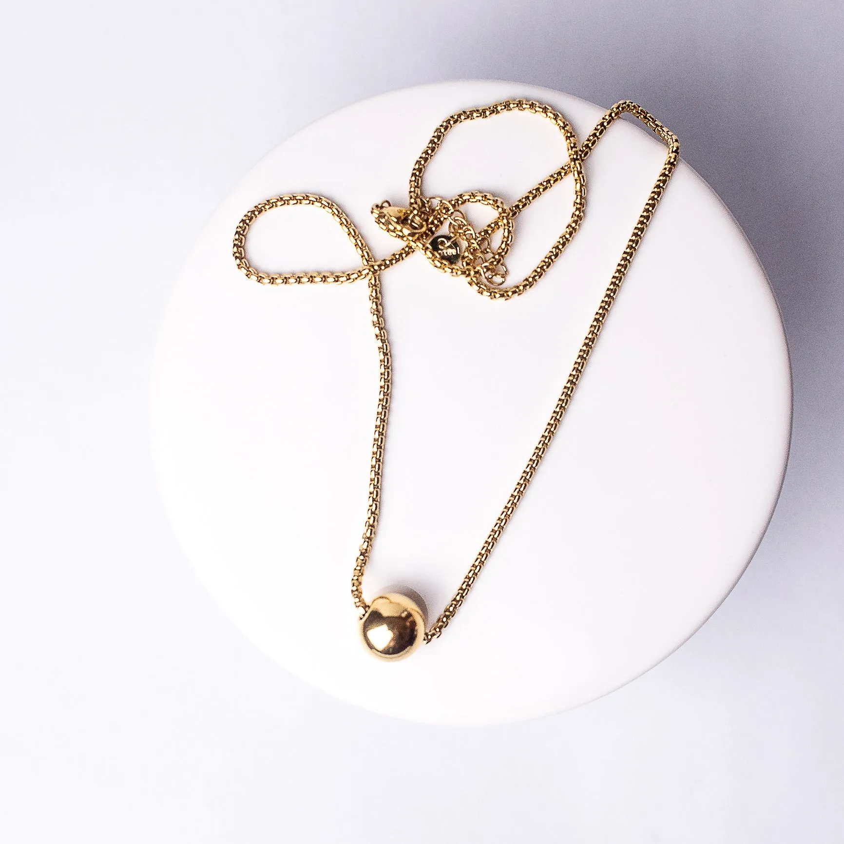 Bead on Boxed Chain Necklace