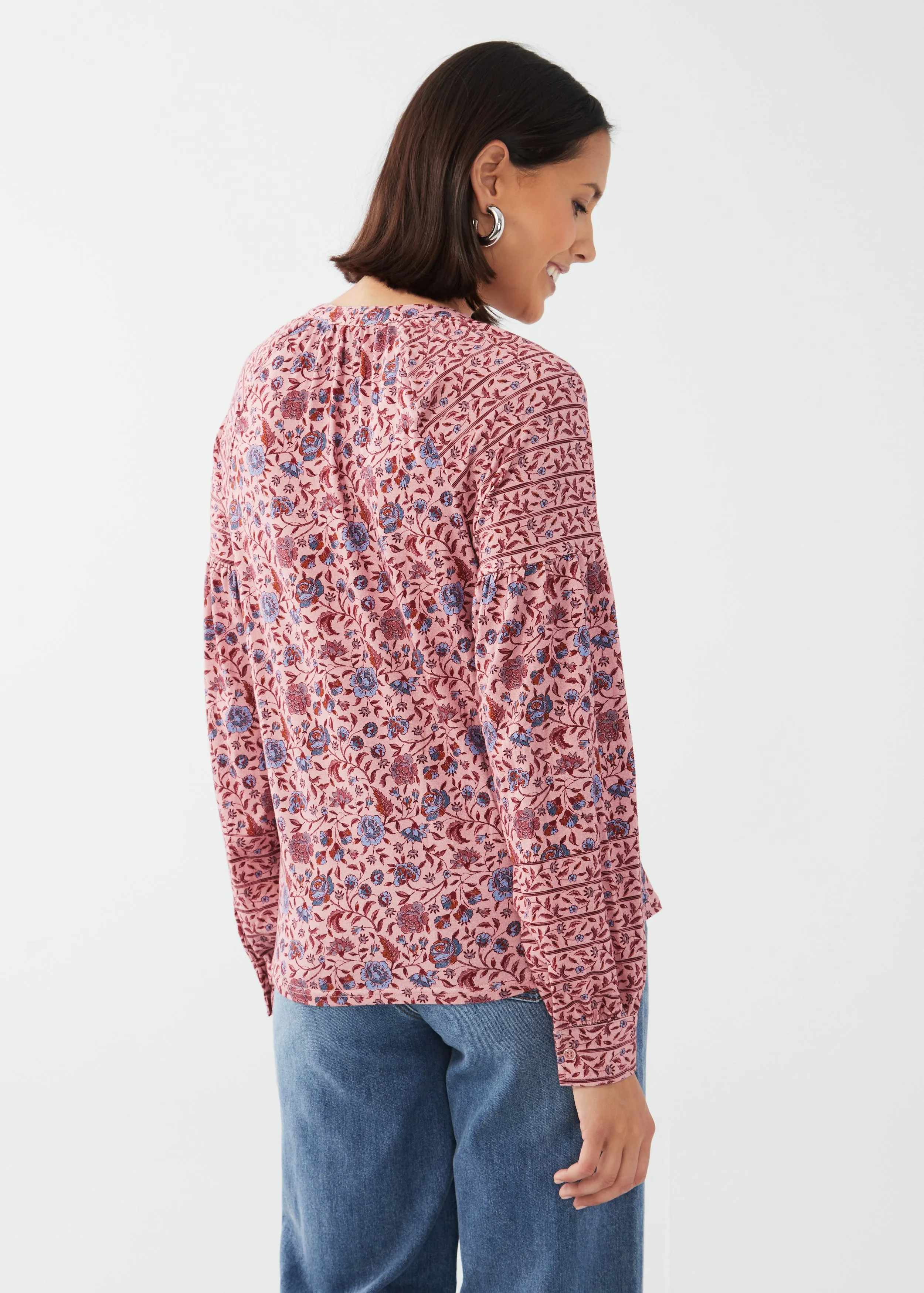 Long Sleeve Printed Knit Shirt
