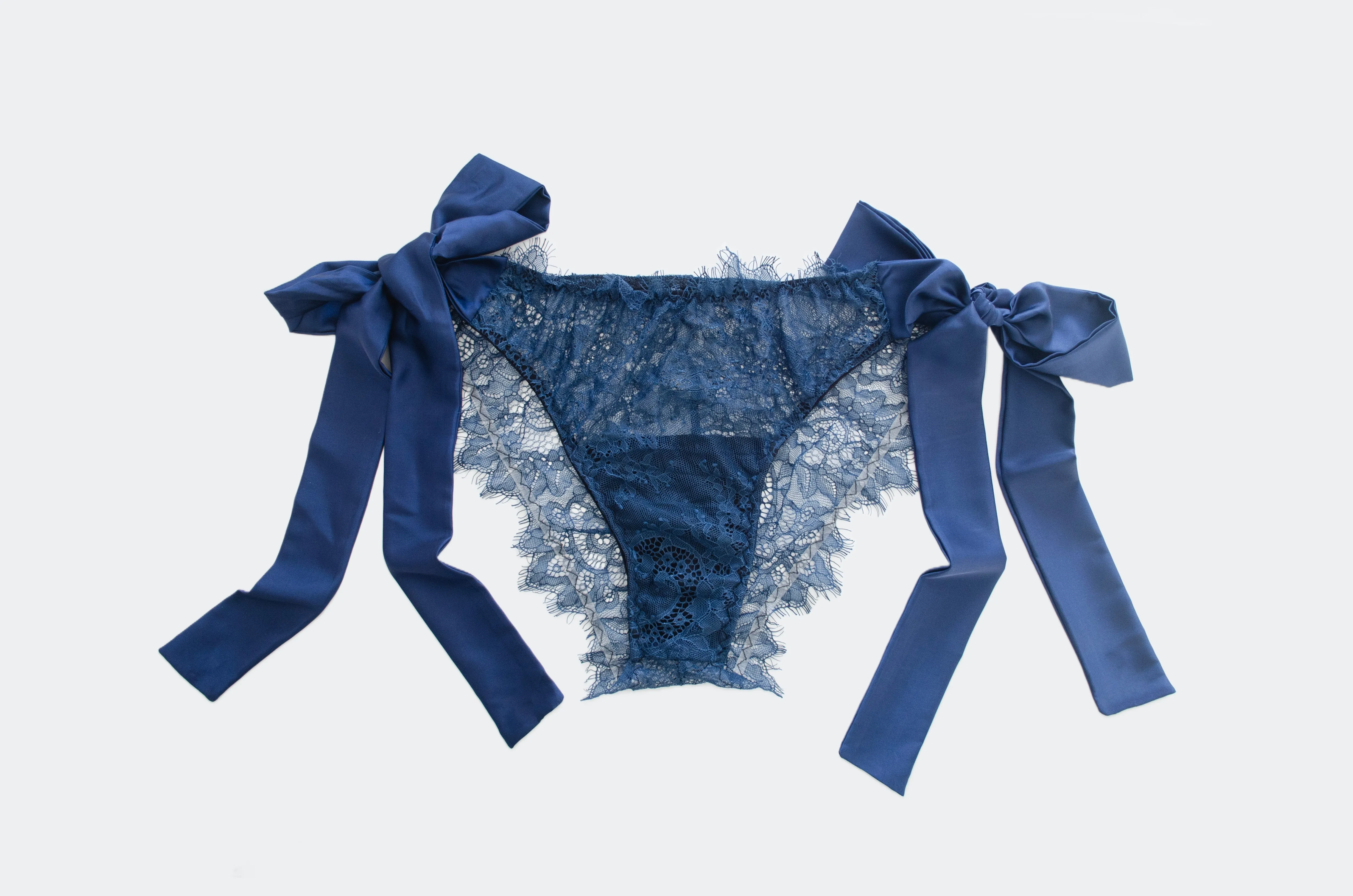 Pine Tie Side Lace Set - Navy
