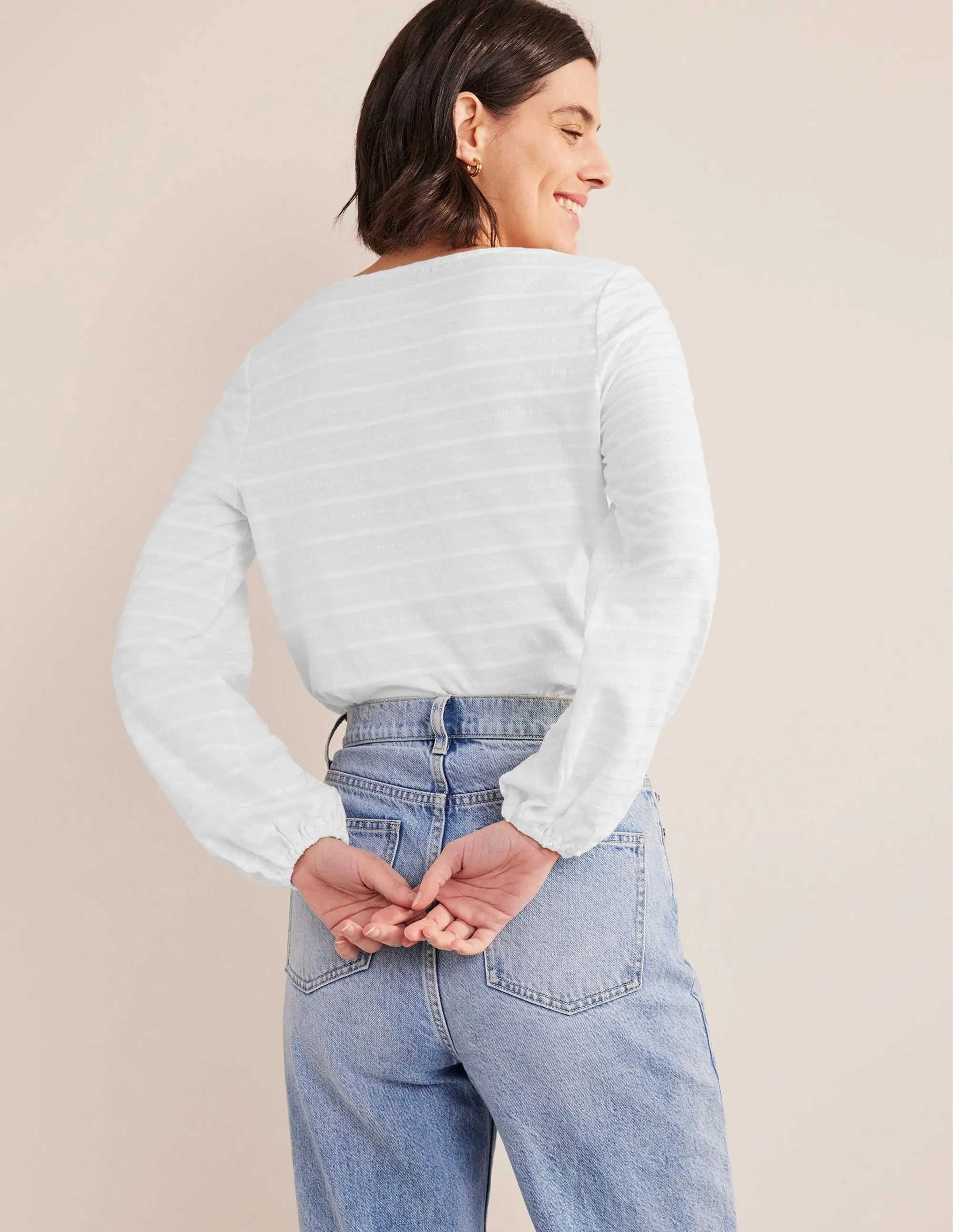 Scoop Neck Textured Top-White